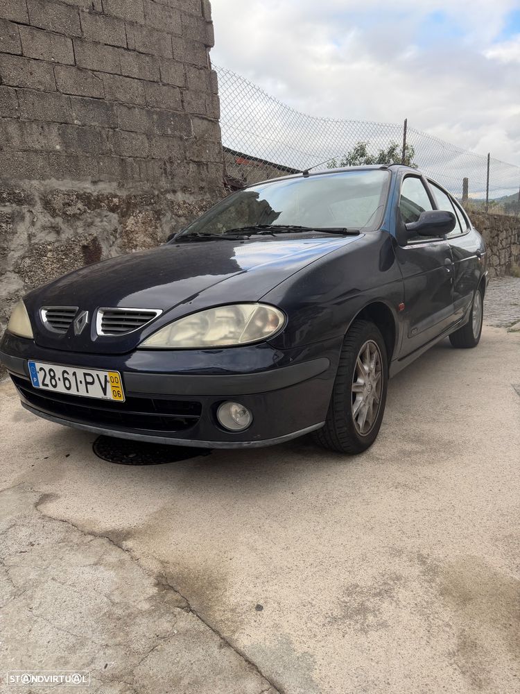 Renault Mégane - 6