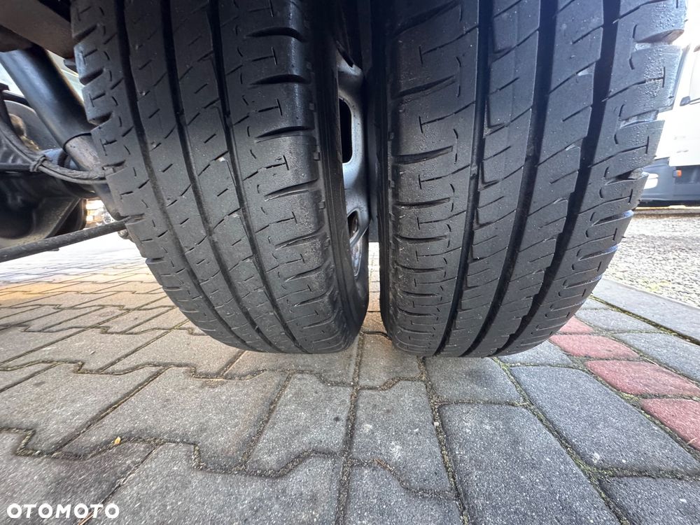 Iveco 35C14,,35C17,,35C18,,50C15,,50C17,,50C18 - 19