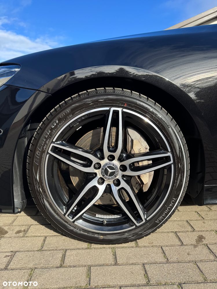 Mercedes-Benz Klasa E 300 9G-TRONIC - 11