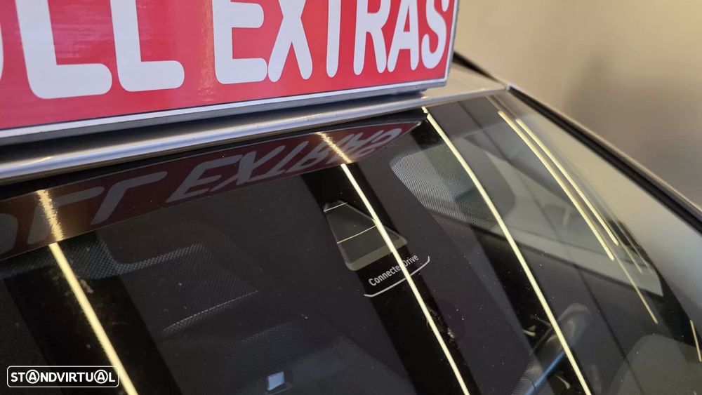 BMW 330 e Touring Corporate Edition Auto - 24