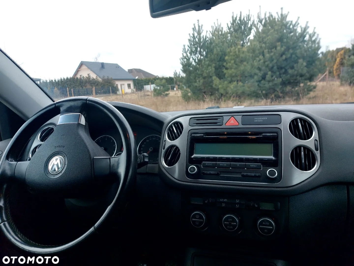 Volkswagen Tiguan - 4