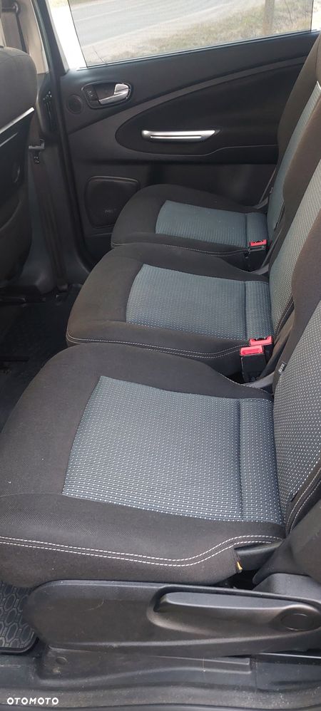 Ford S-Max 2.0 Trend - 32