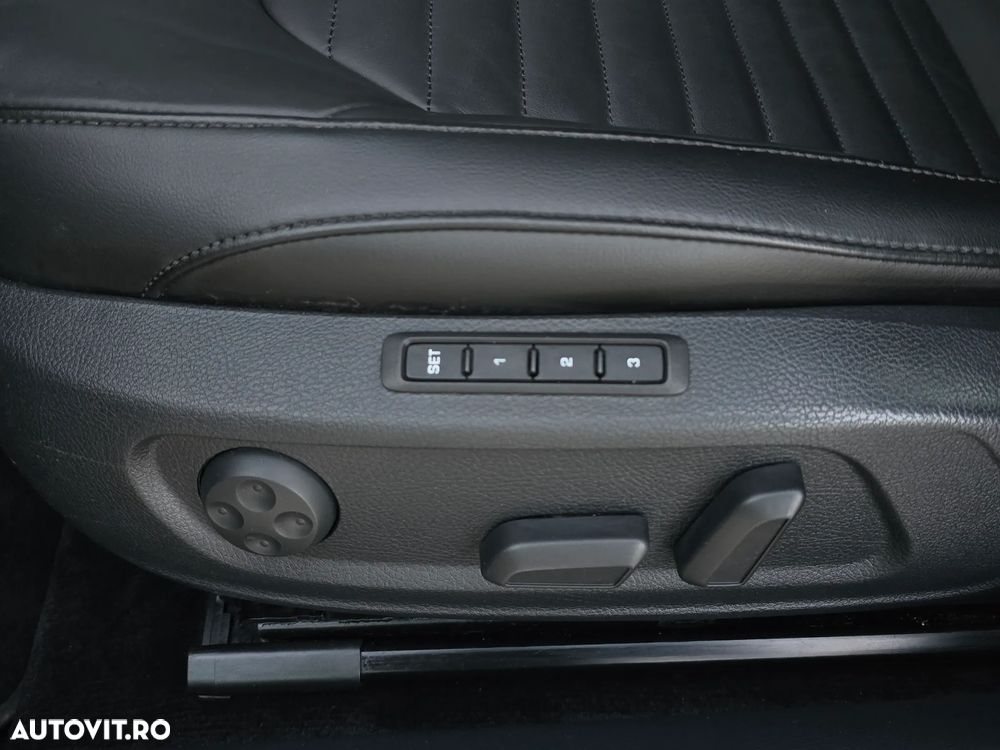 Volkswagen Passat 2.0 Blue TDI DPF Highline - 10