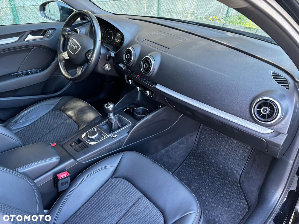 Audi A3 Sportback - 24