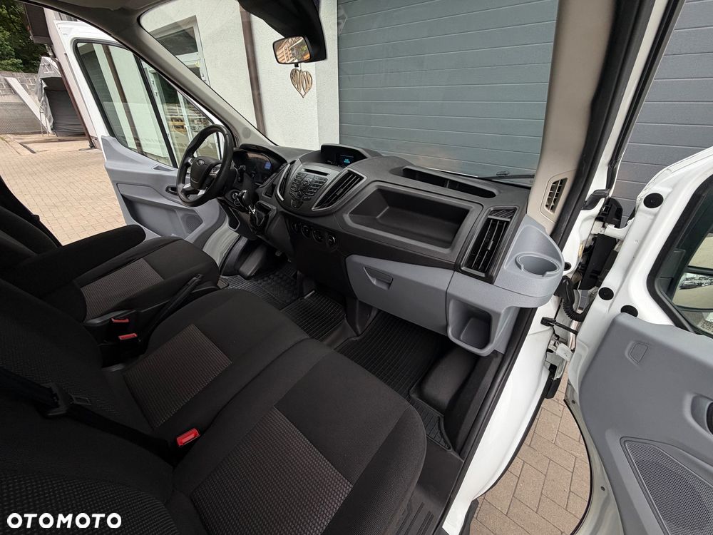 Ford Transit 350M RWD - 8