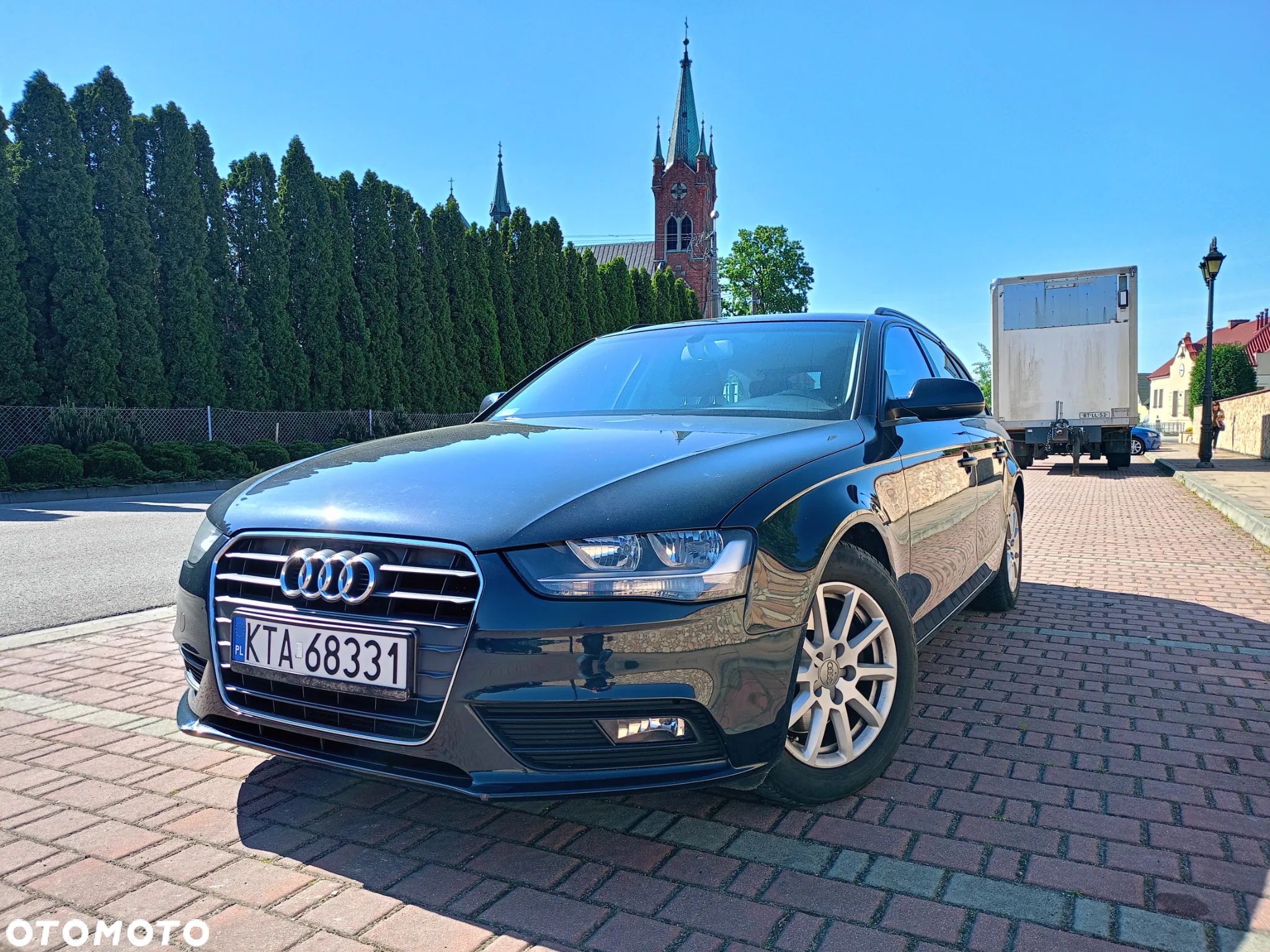 Audi A4 - 1