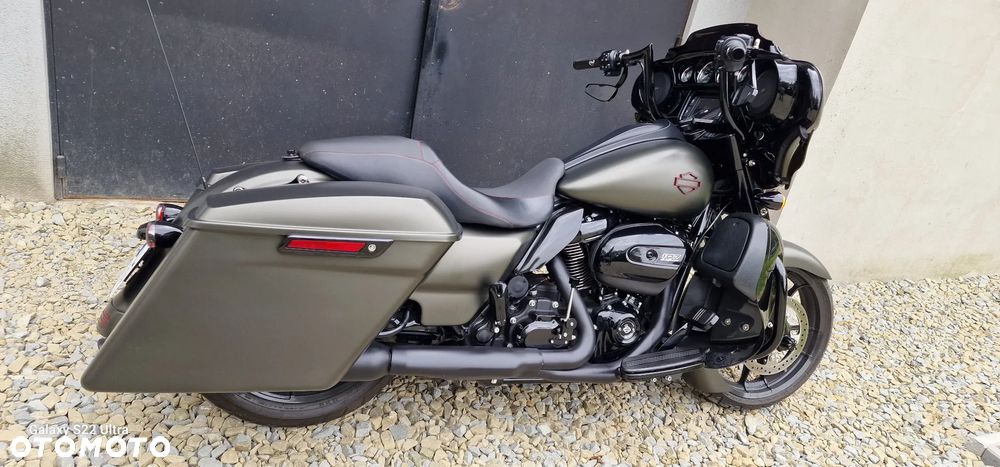 Harley-Davidson Touring Street Glide - 10