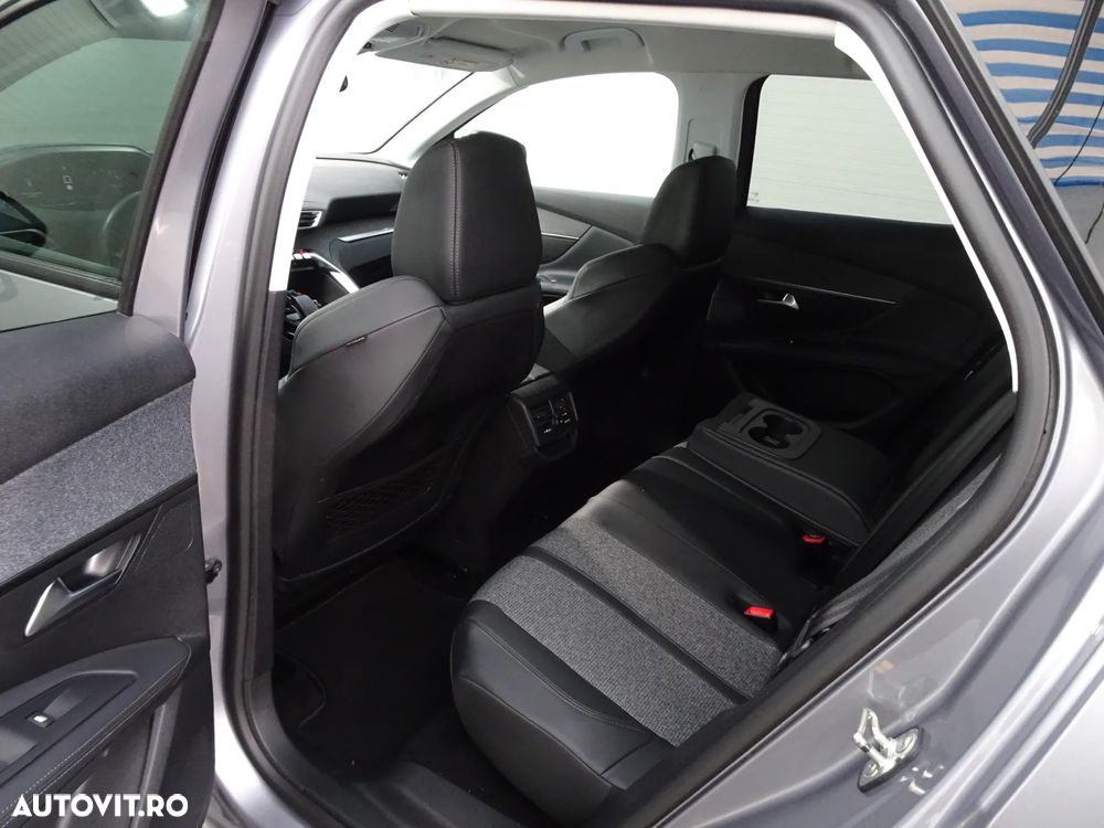 Peugeot 3008 1.2 PureTech Turbo S&S EAT6 GT-Line - 14