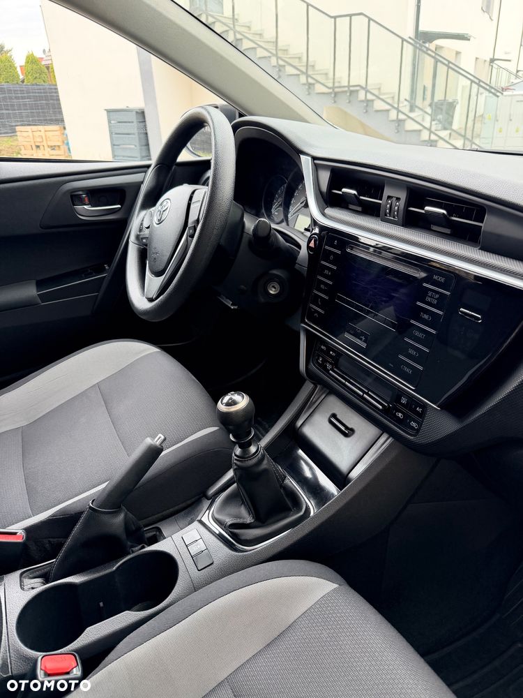 Toyota Auris 1.33 VVT-i Active - 6