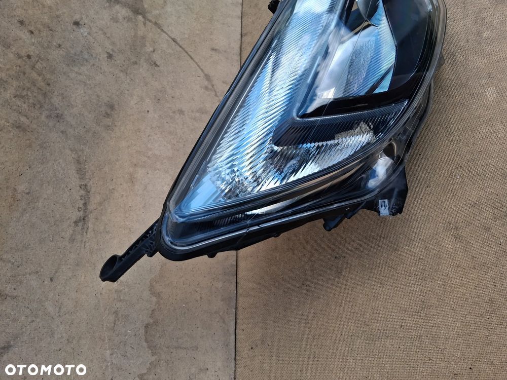 Lampa Prawy Przod przednia OPEL ASTRA J LIFT 13371596 - 4