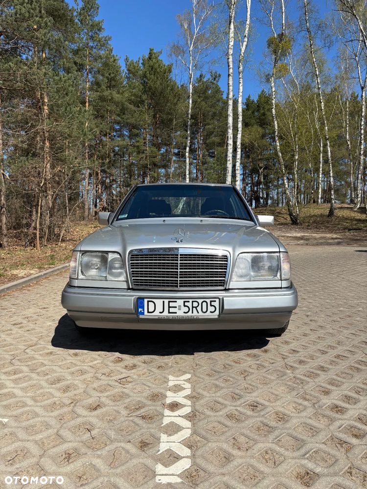 Mercedes-Benz Klasa E - 8