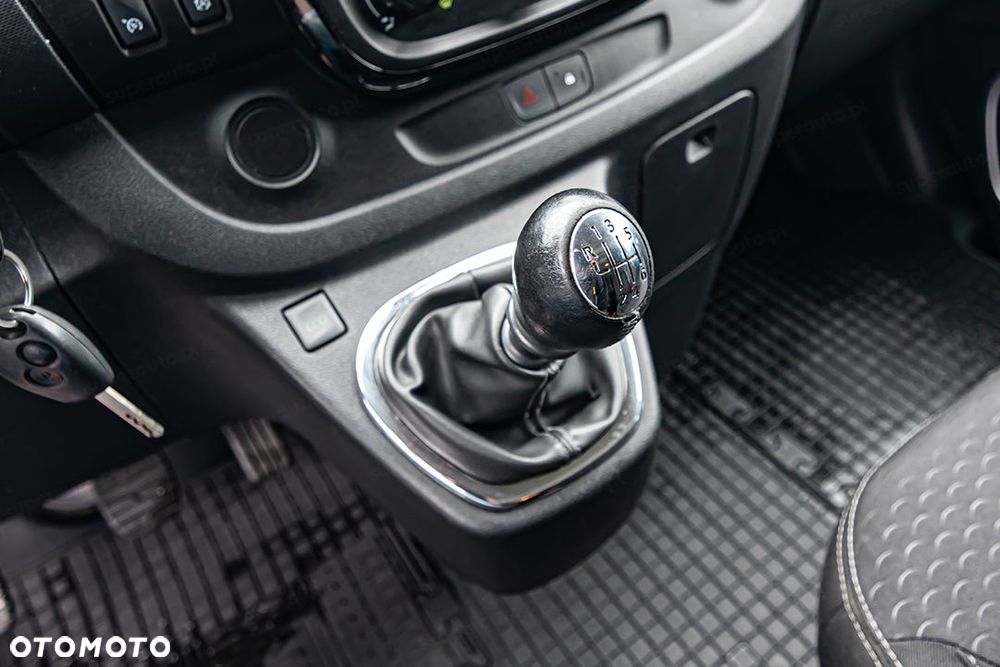 Opel Vivaro L2H1 2,9t Edition - 23