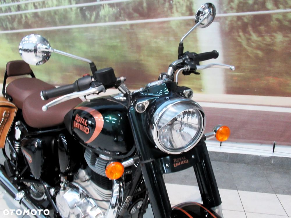 Royal Enfield Classic - 22