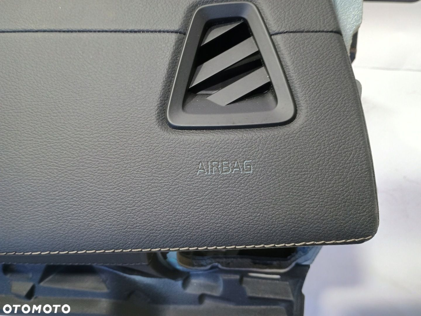 VOLVO XC60 2 II BEZ HEAD UP DESKA KONSOLA AIRBAG PODUSZKI PASY ORYGINAŁ - 9
