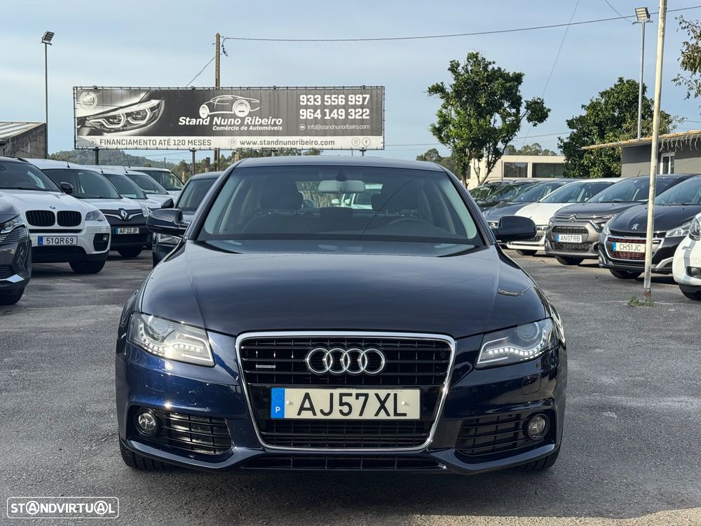 Audi A4 2.0 TDI DPF quattro Attraction - 2