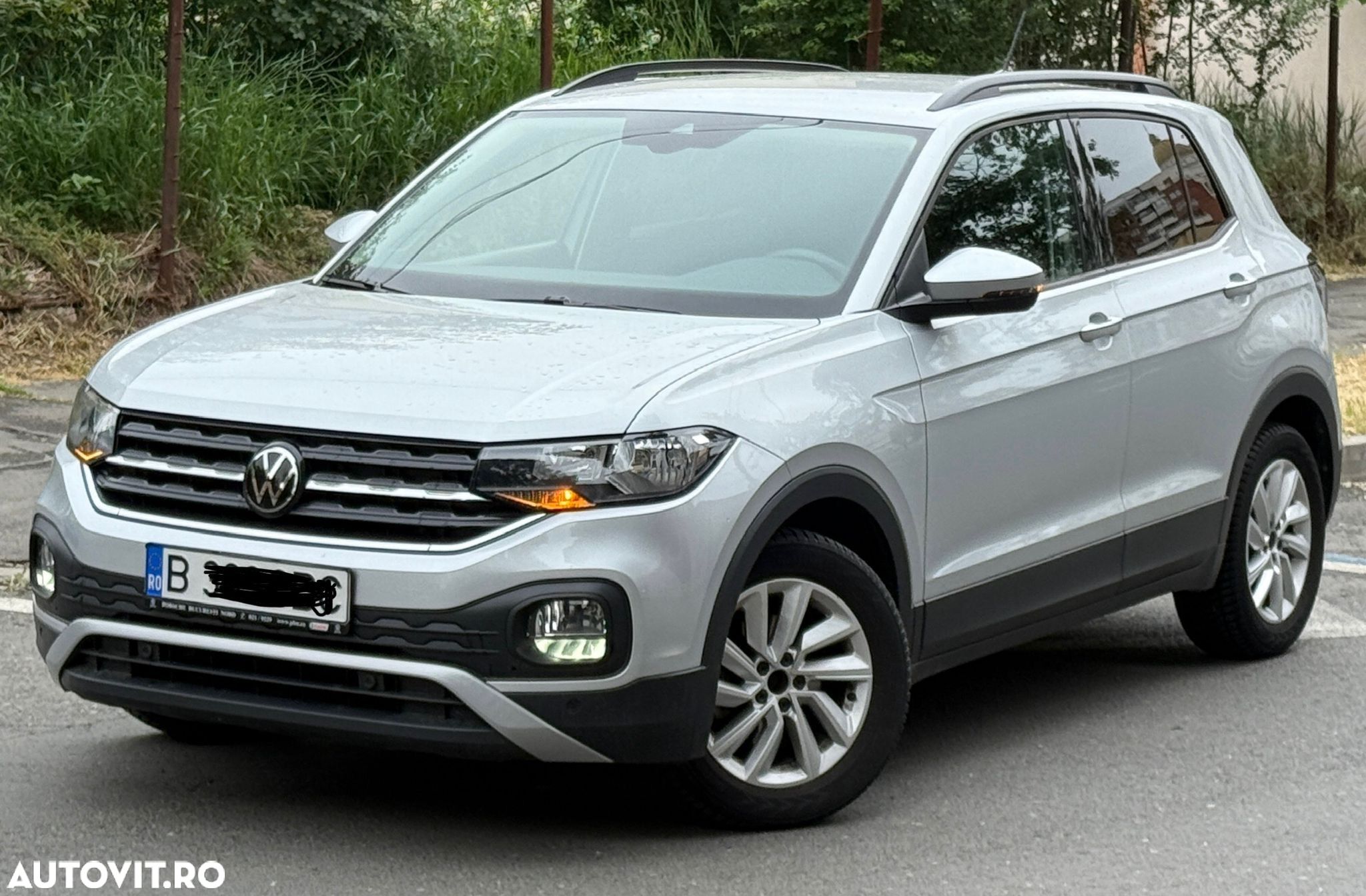 Volkswagen T-Cross 1.0 TSI Life - 1