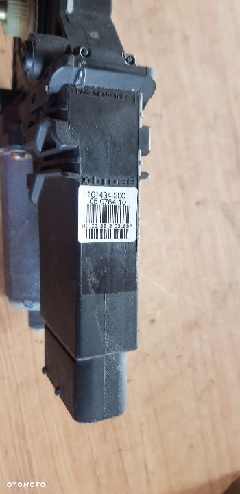 VW GOLF IV SILNICZEK SZYBY PRAWY PRZÓD 101434-200 - 3