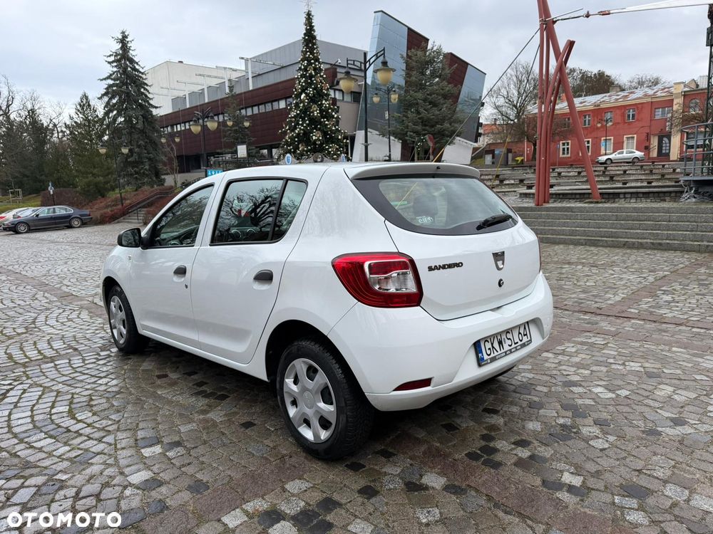 Dacia Sandero 1.2 16V 75 Laureate - 15