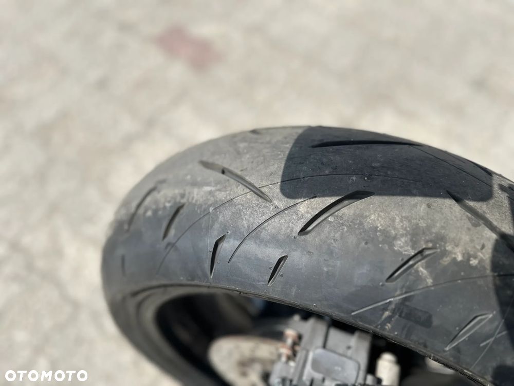 Yamaha FZ8 - 13