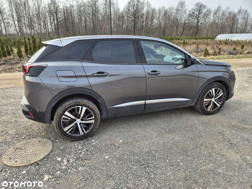 Peugeot 3008 1.2 PureTech Allure Pack S&S EAT8 - 11