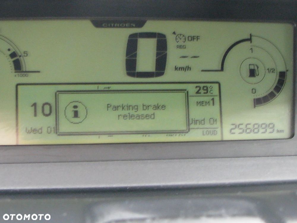 Citroën C4 Picasso 2.0 HDi FAP EGS6 Exclusive - 20