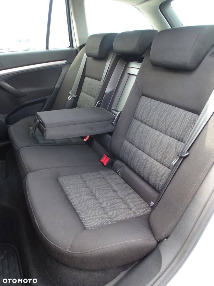 Skoda Octavia 1.6 TDI DPF Ambition - 22
