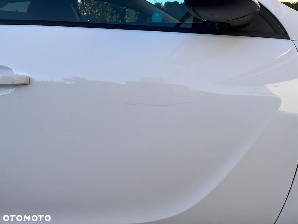 Opel Insignia - 22