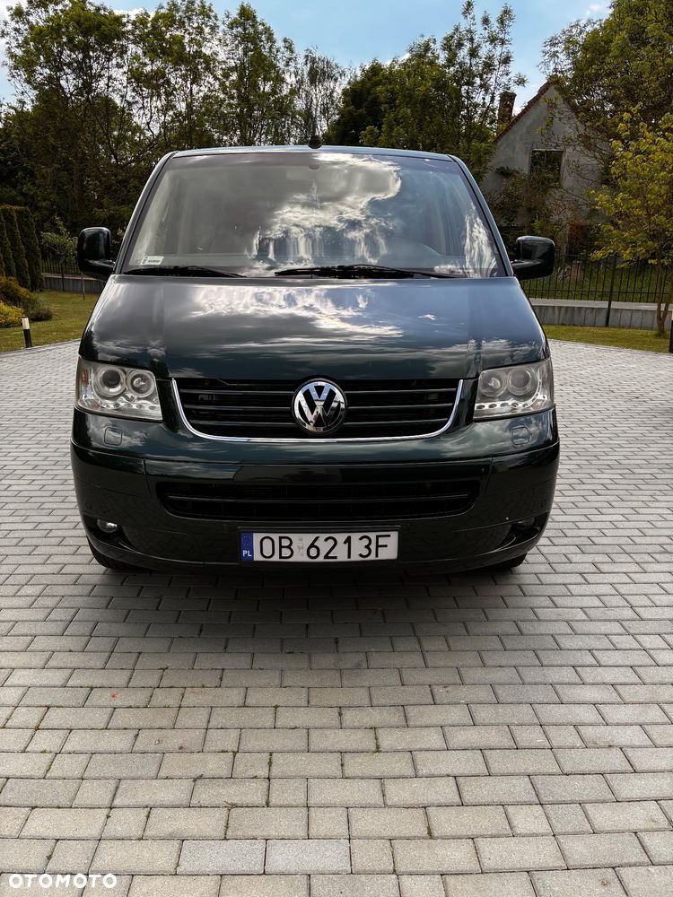 Volkswagen Multivan - 2