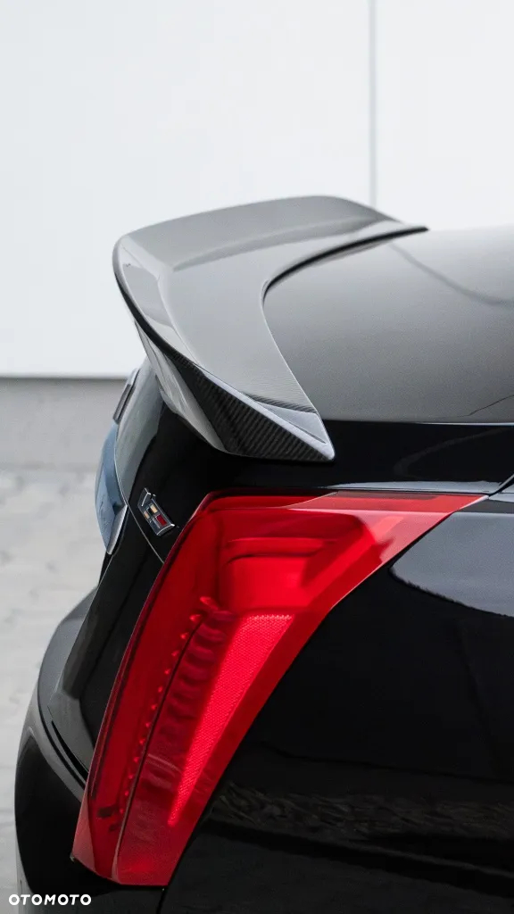 Cadillac CTS - 11