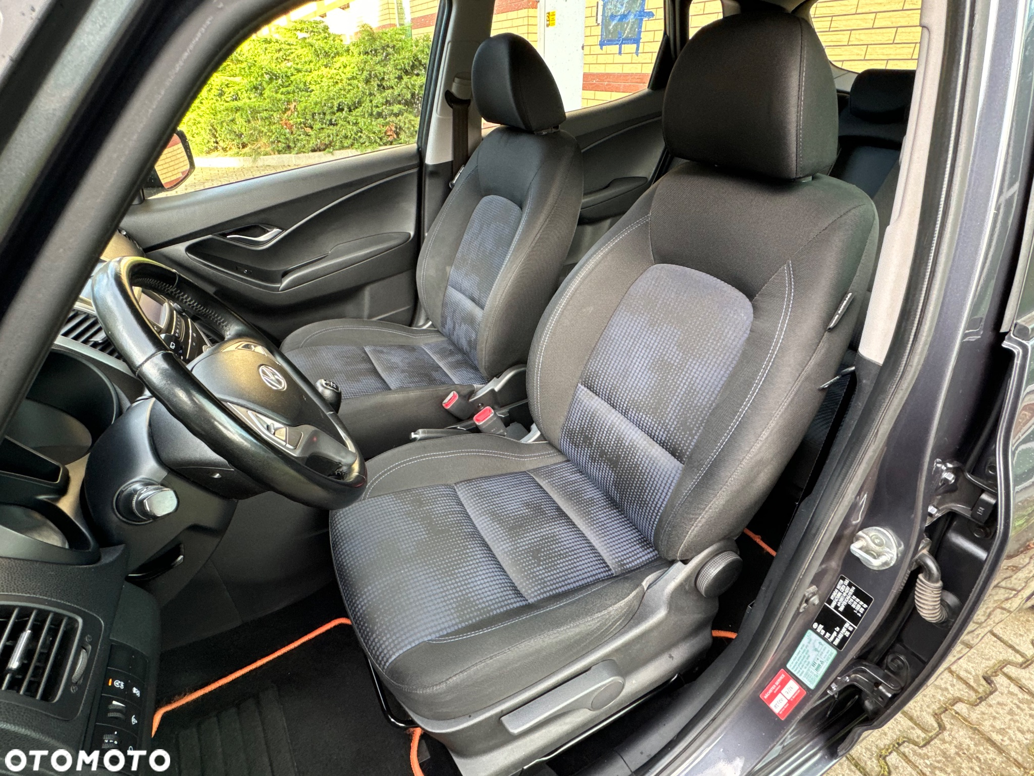Hyundai ix20 1.4 Comfort blue - 20