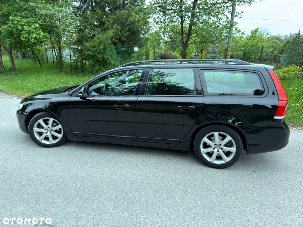 Volvo V70 D3 Geartronic Kinetic - 10
