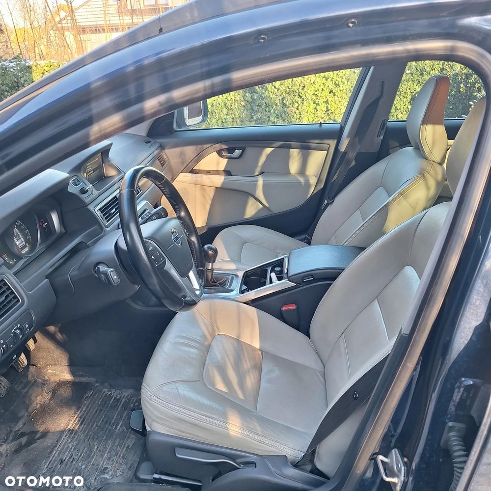 Volvo XC 70 D4 AWD Momentum - 1