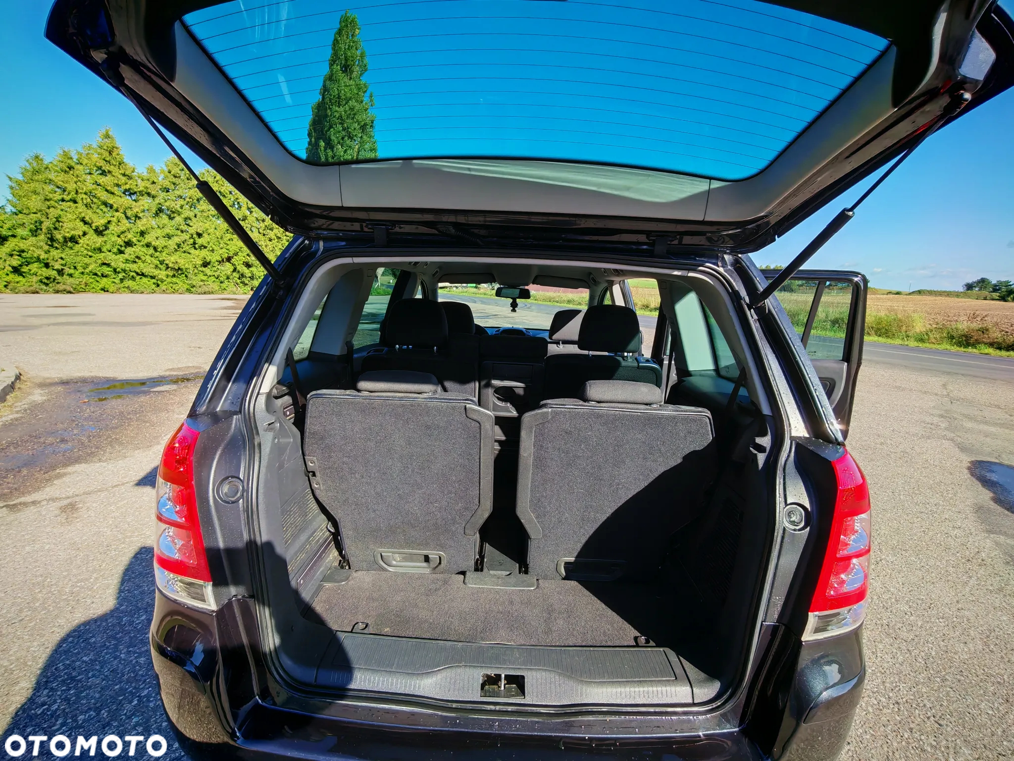 Opel Zafira - 10