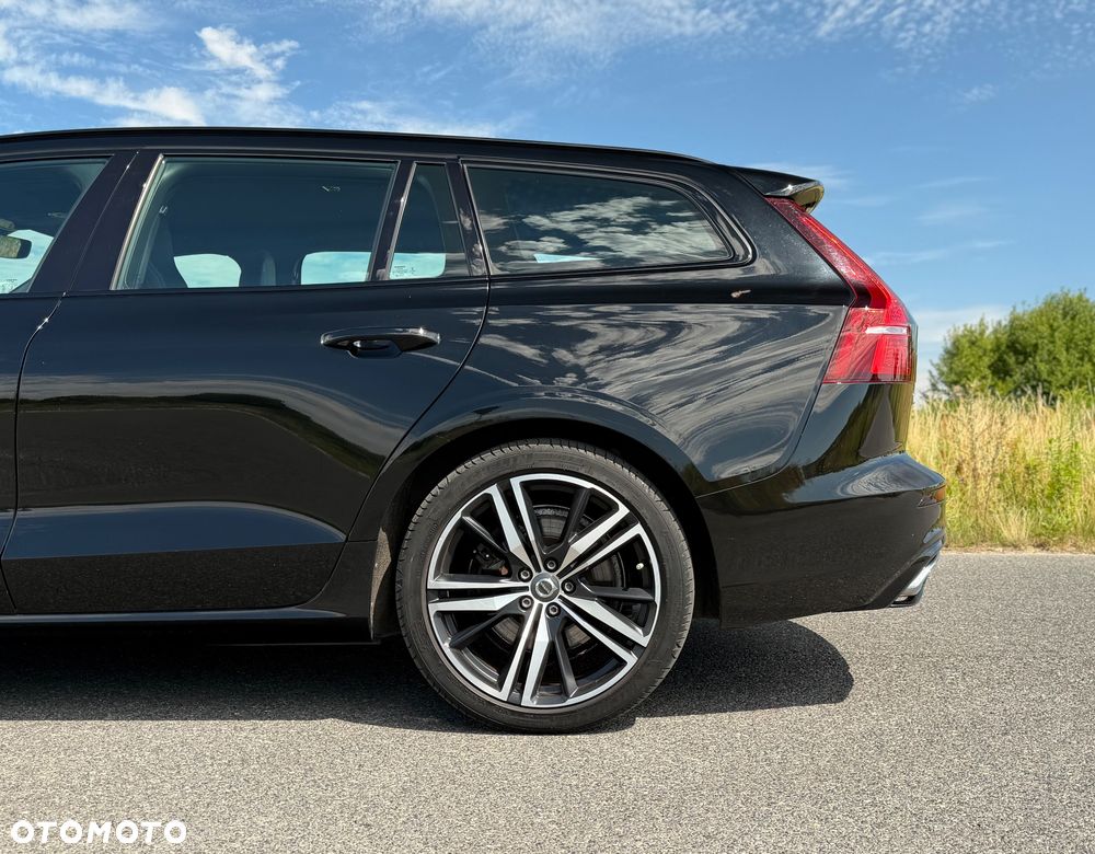 Volvo V60 T8 AWD Twin Engine Geartronic R-Design - 18