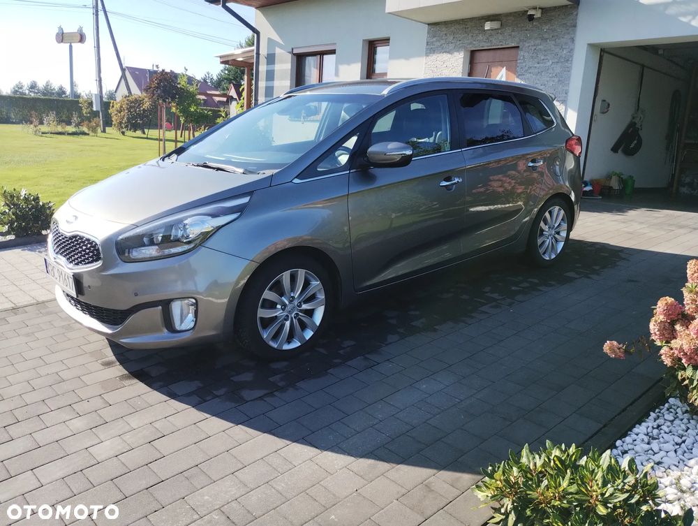 Kia Carens 1.7 CRDi XL 7os - 6
