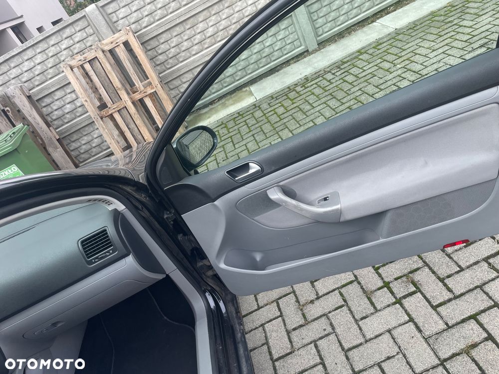 Volkswagen Golf 1.9 TDI Comfortline - 9