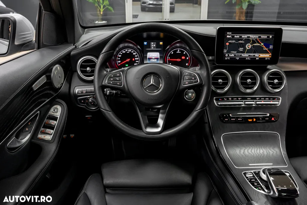 Mercedes-Benz GLC 250 d 4Matic 9G-TRONIC Exclusive - 34