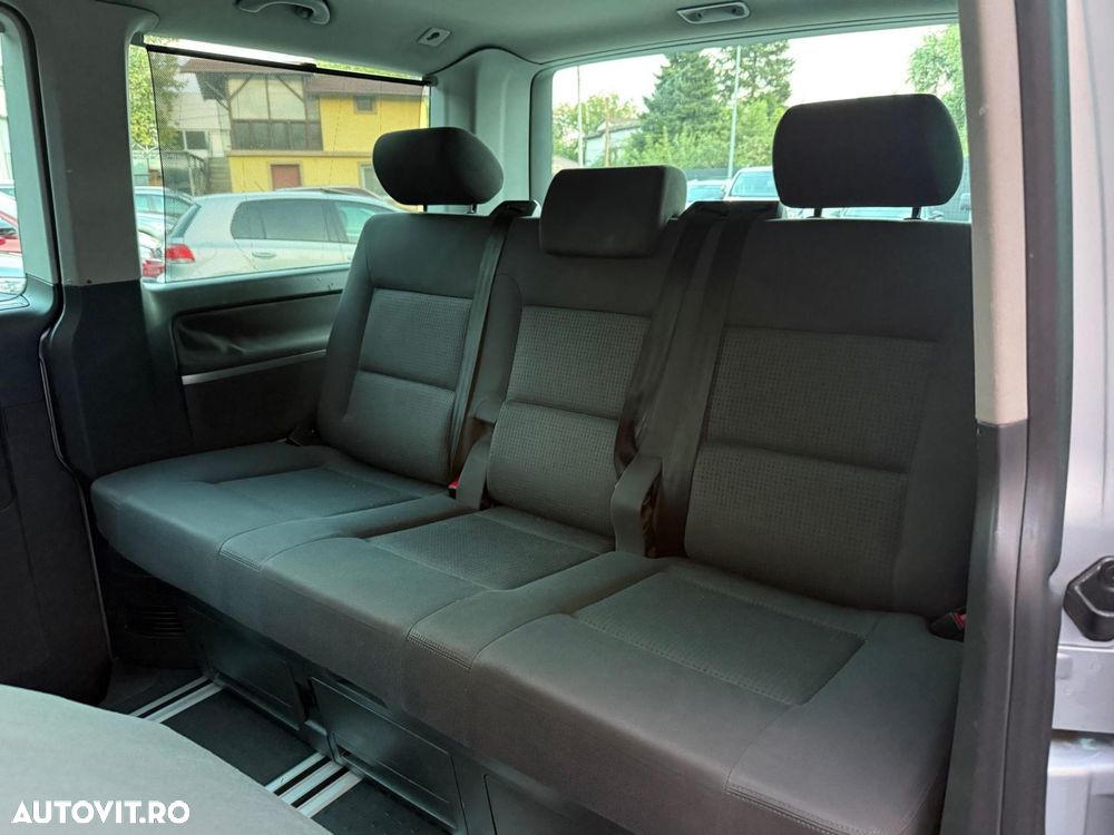 Volkswagen Multivan - 10