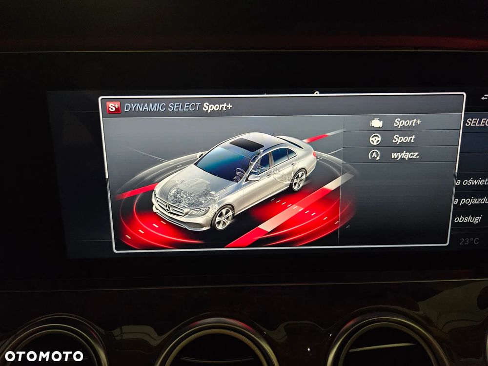 Mercedes-Benz Klasa E 220 d 4-Matic Business Edition 9G-TRONIC - 18