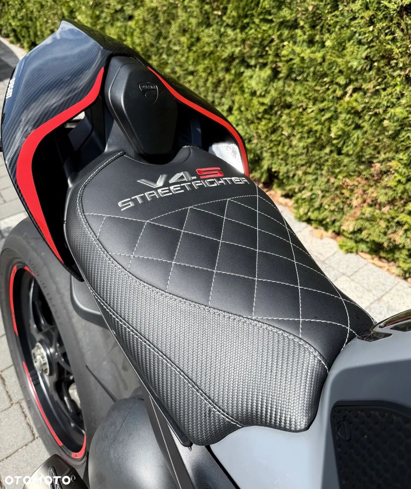 Ducati Streetfighter V4 - 8