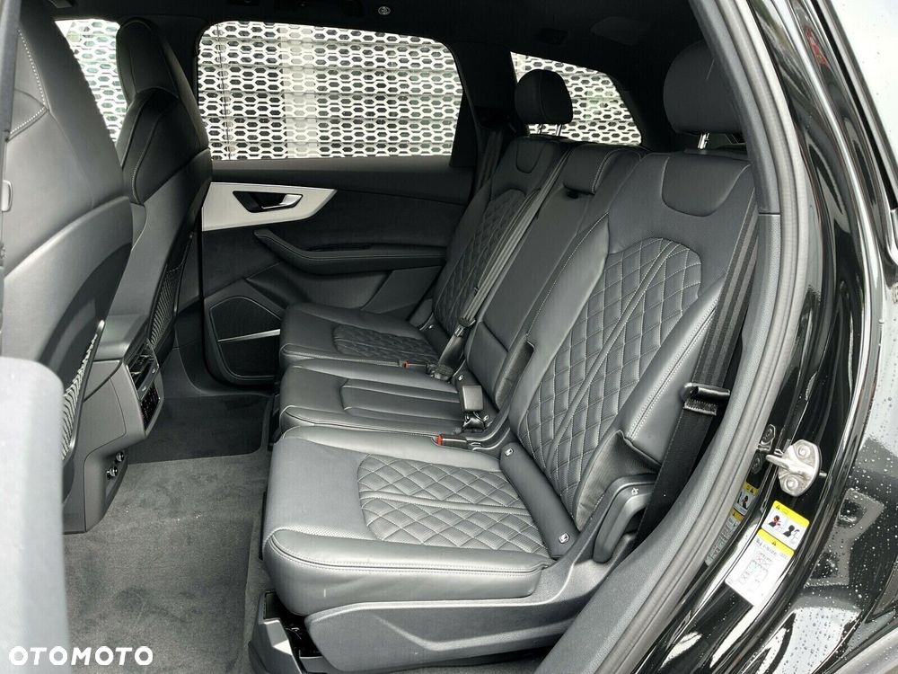 Audi Q7 - 9