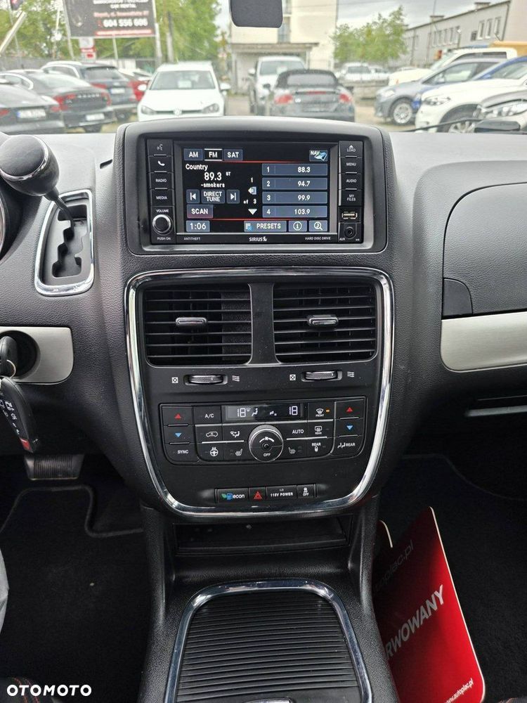 Dodge Grand Caravan - 15