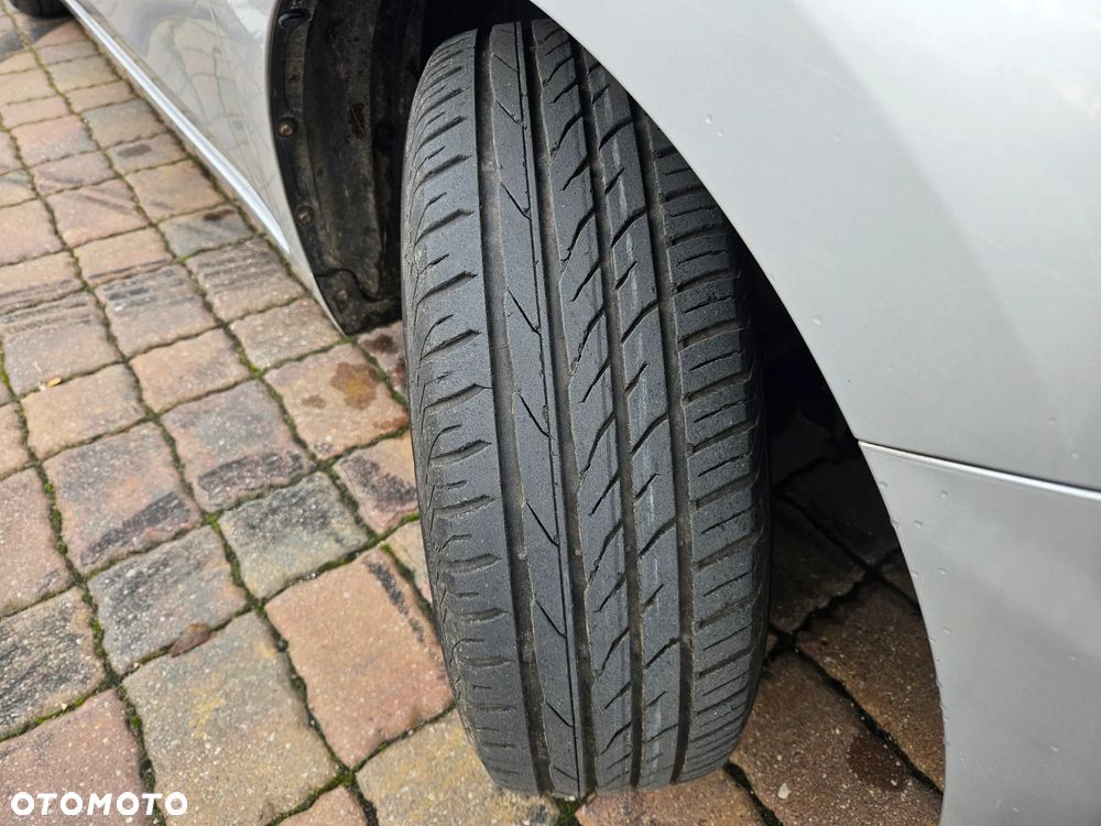 Toyota Verso 1.8 2010 7os - 23