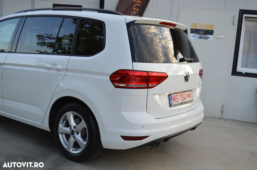 Volkswagen Touran 2.0 TDI SCR Highline - 36