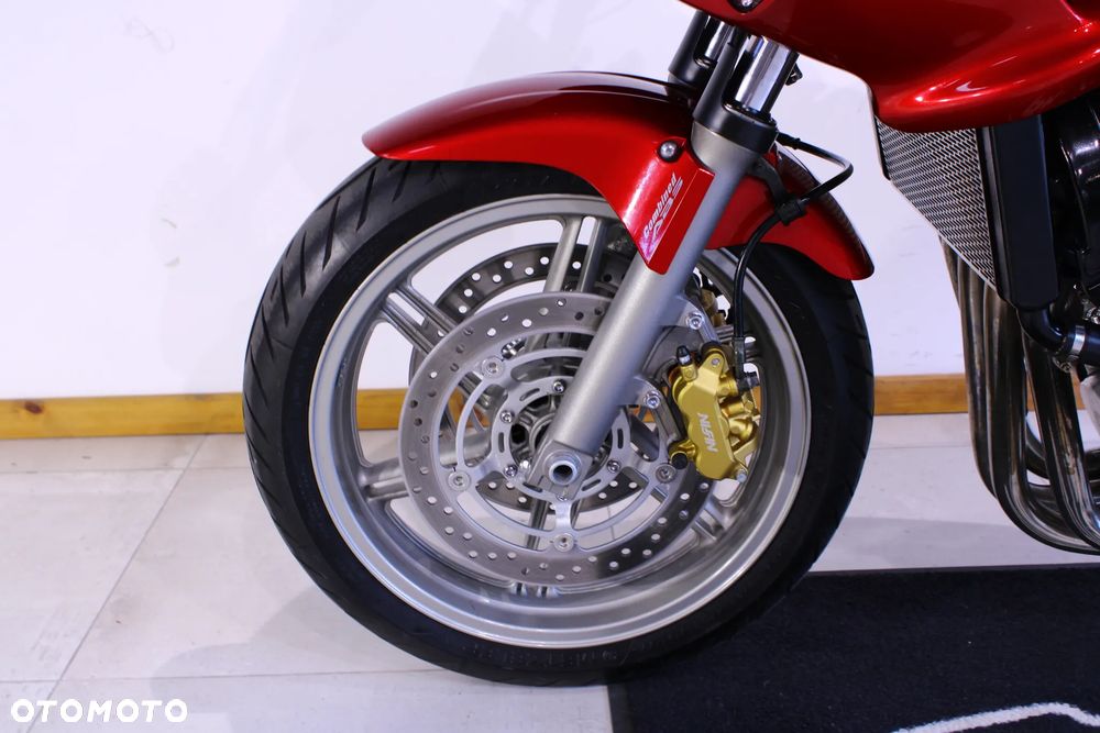 Honda CBF - 22
