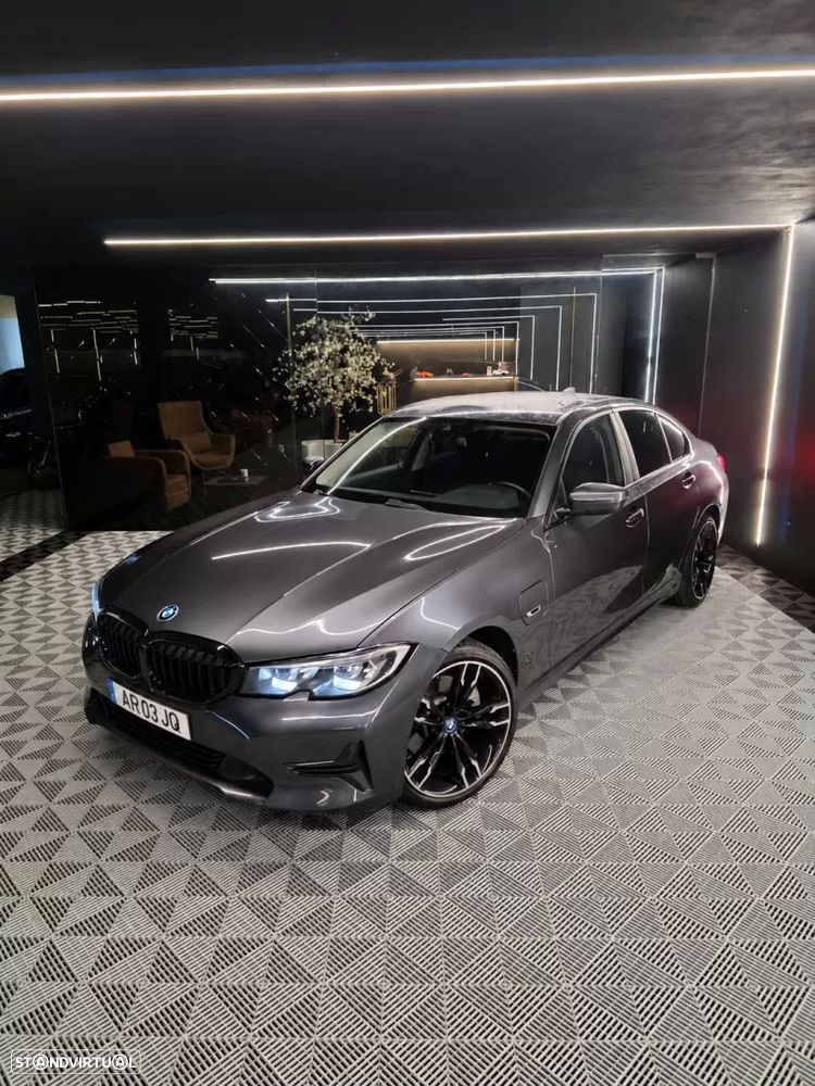 BMW 320 e Line Sport Auto - 3