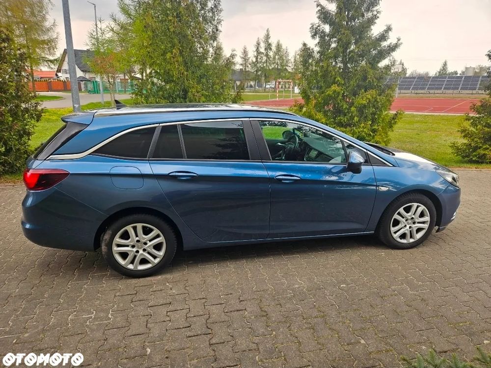 Opel Astra 1.6 D (CDTI) Start/Stop Business - 9