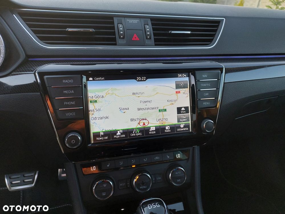 Skoda Superb 2.0 TDI Sportline DSG - 17