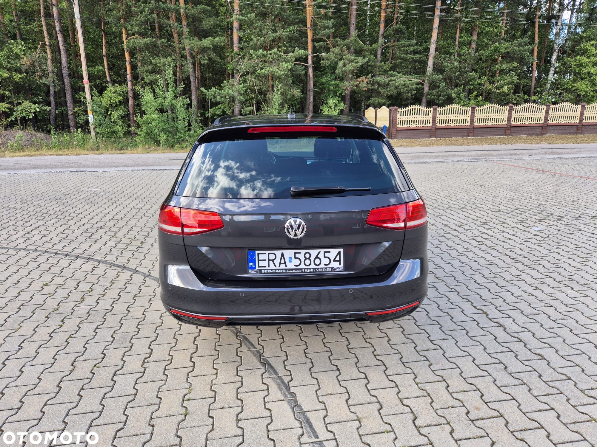 Volkswagen Passat Variant 2.0 TDI SCR DSG Highline - 8