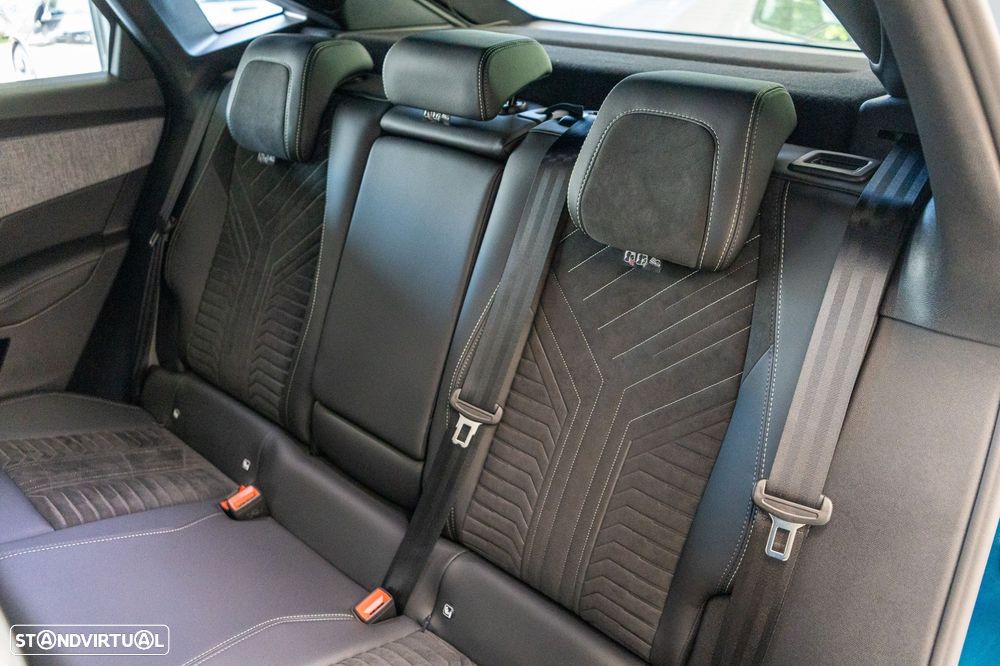 Peugeot E-3008 73 kWh GT - 11